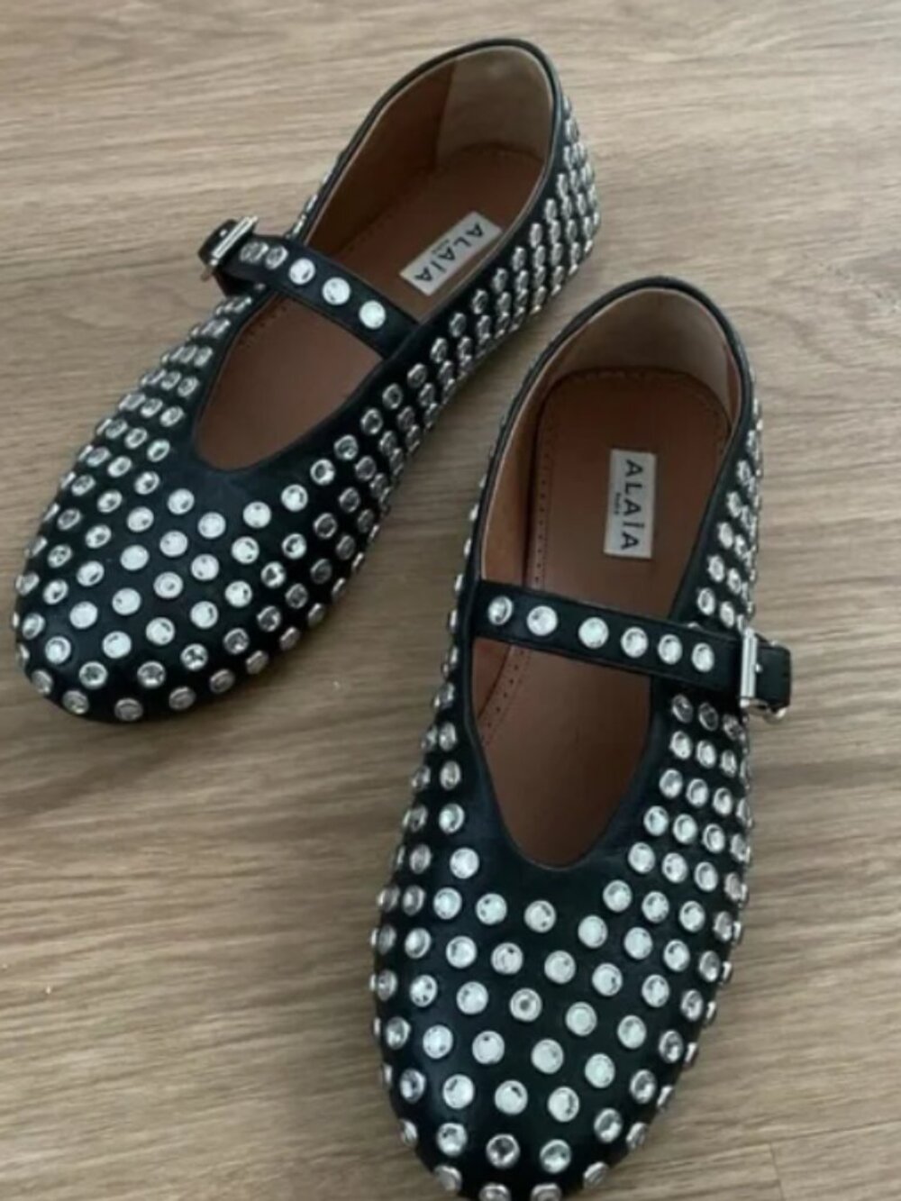 ALAIA Rockstud flats